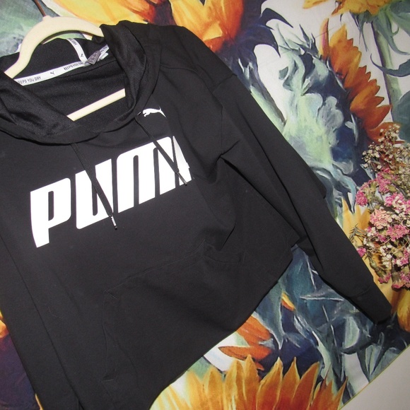 Puma Tops - Black Cropped PUMA Sweatshirt Puma Tops - Black Cropped PUMA Sweatshirt